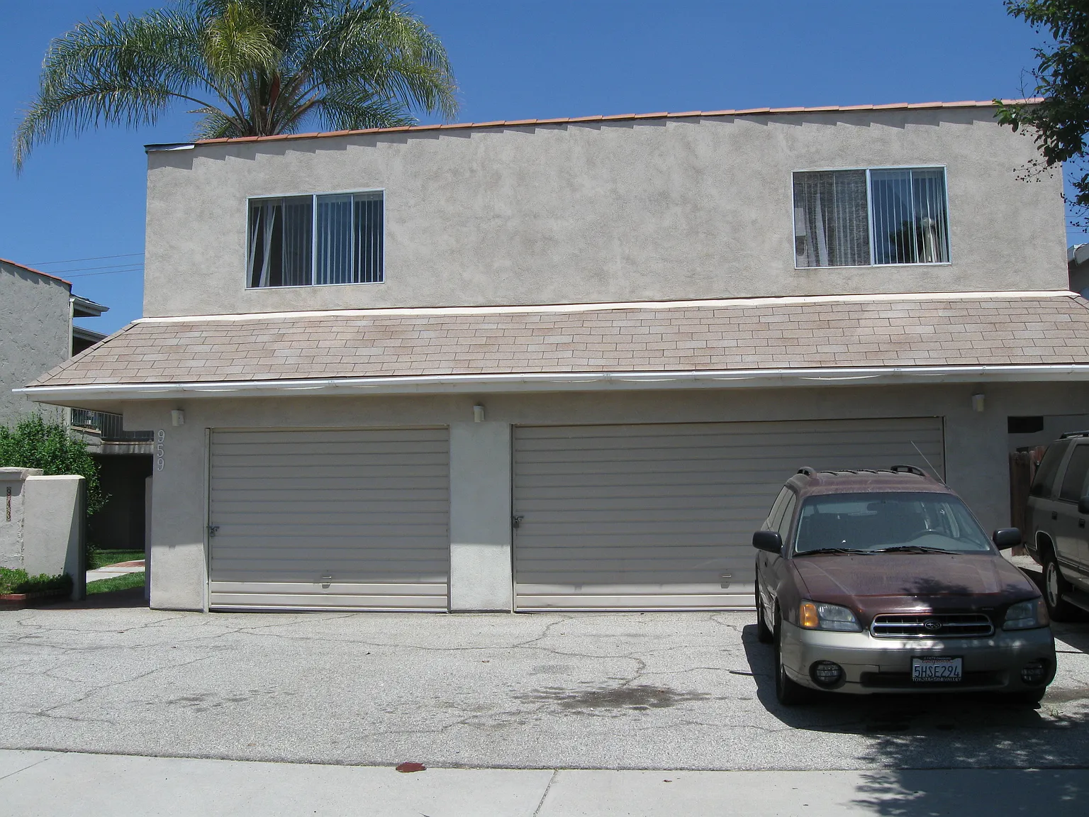 943-959 Ventura Ave — Photo 4
