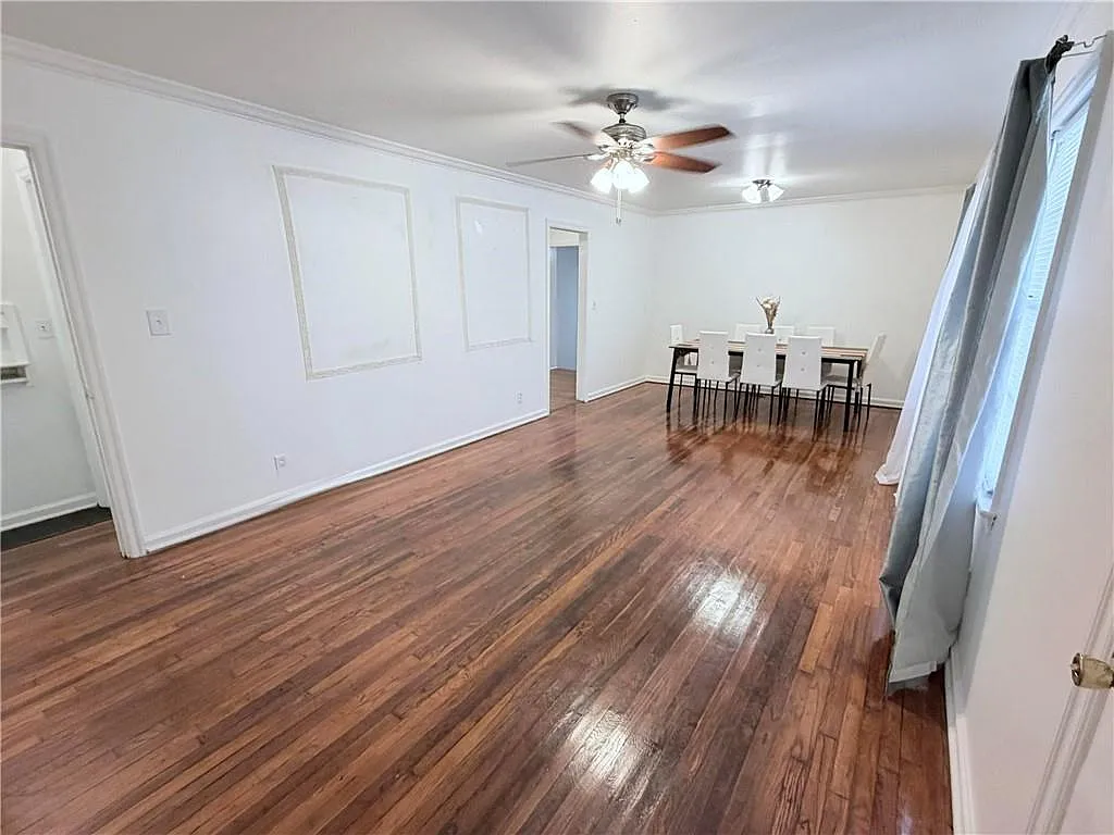 3 bed, 1.5 bath, 1430 sqft, $1,650 — Photo 4