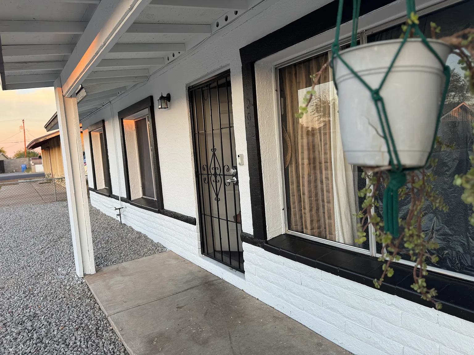 W Cypress St, Phoenix — Photo 4