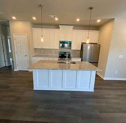 3rd image of 4177 Ledan Ext