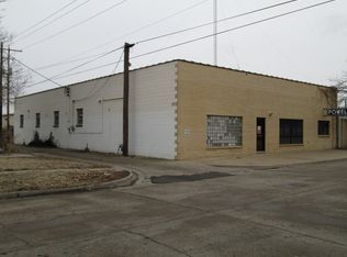 515 S 8th St, Manhattan, KS 66502