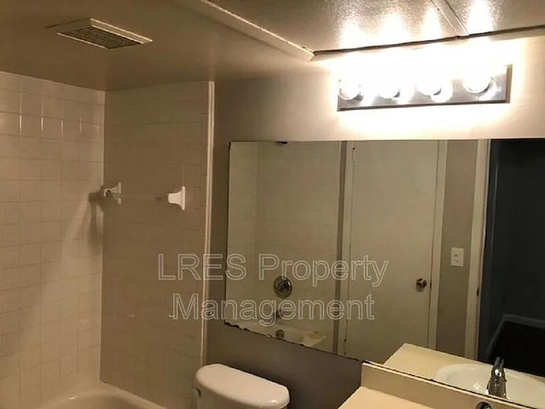 465 Forestway Cir #1 — Photo 15