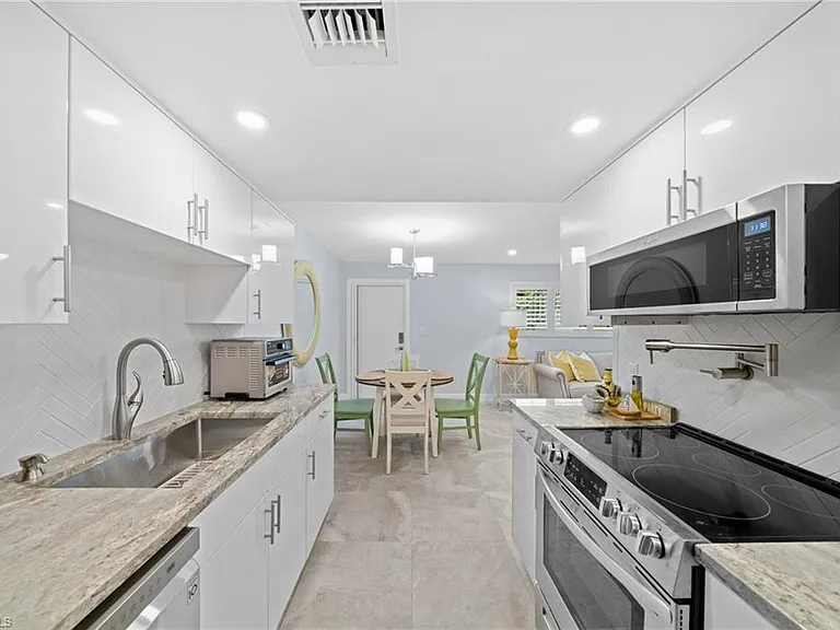 1605 Chesapeake Ave #2 — Photo 14