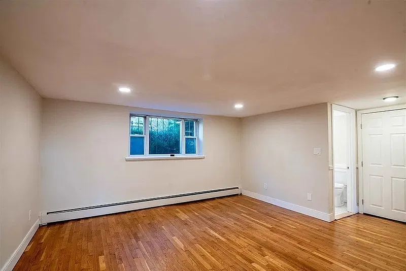 1 bed, 1.0 bath, 567 sqft, $1,647 — Photo 3