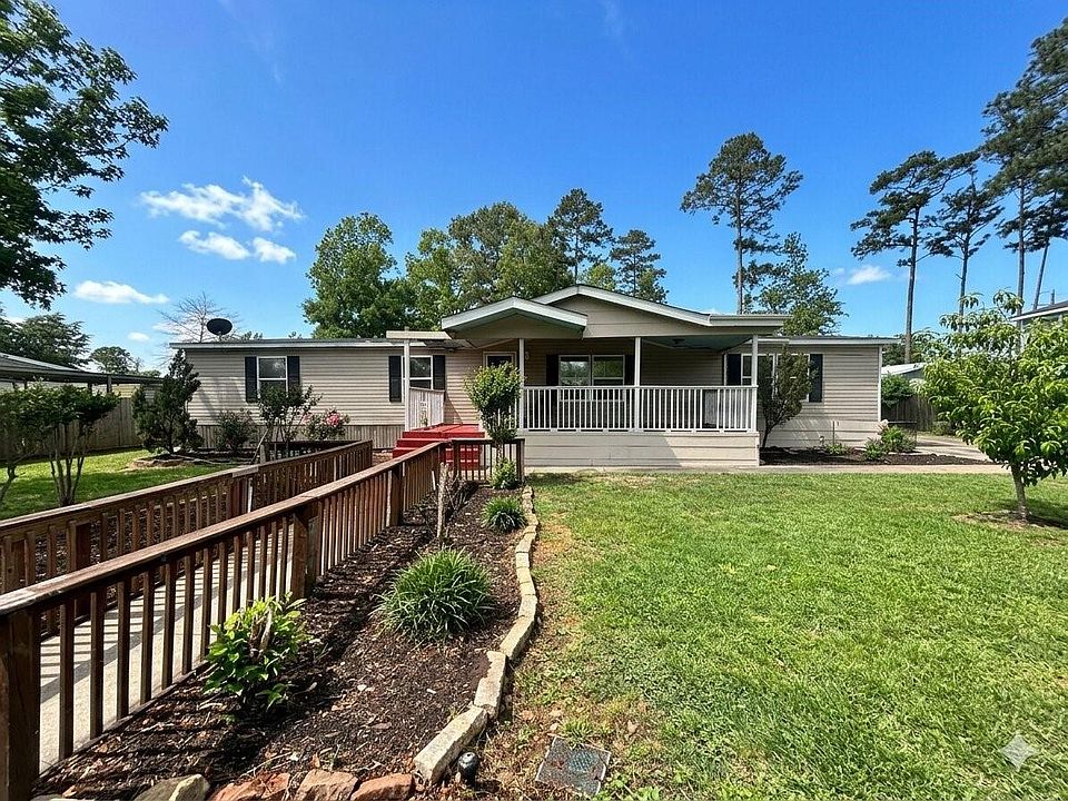1st image of 23943 Swallowtail Ln
