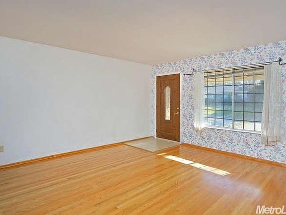 4th image of 6709 Manila Ave