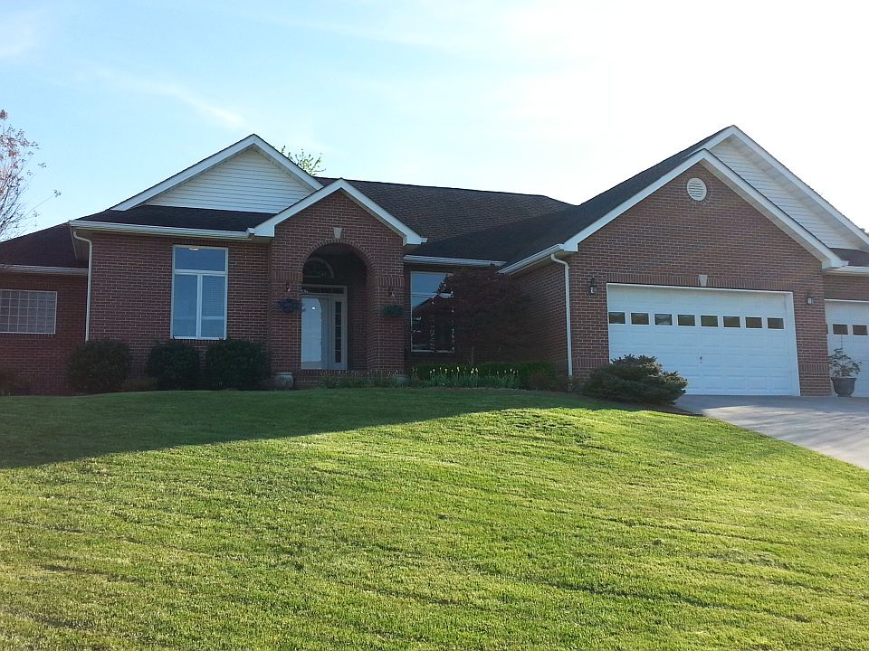 1st image of 3416 Berkshire Cir