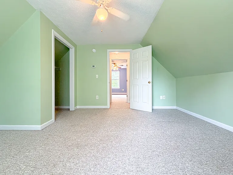 9 Dakota Dr — Photo 35