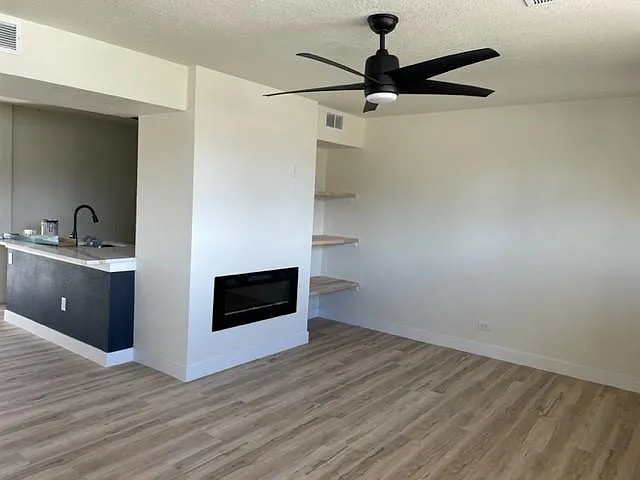 3065 Forest St — Photo 6