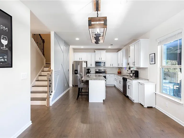 7999 Dawson Ln — Photo 11