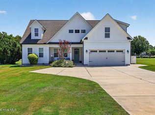 1200 Caracara Drive, New Bern, NC 28560