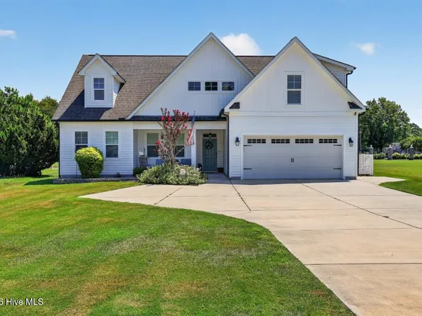 1200 Caracara Drive, New Bern, NC 28560