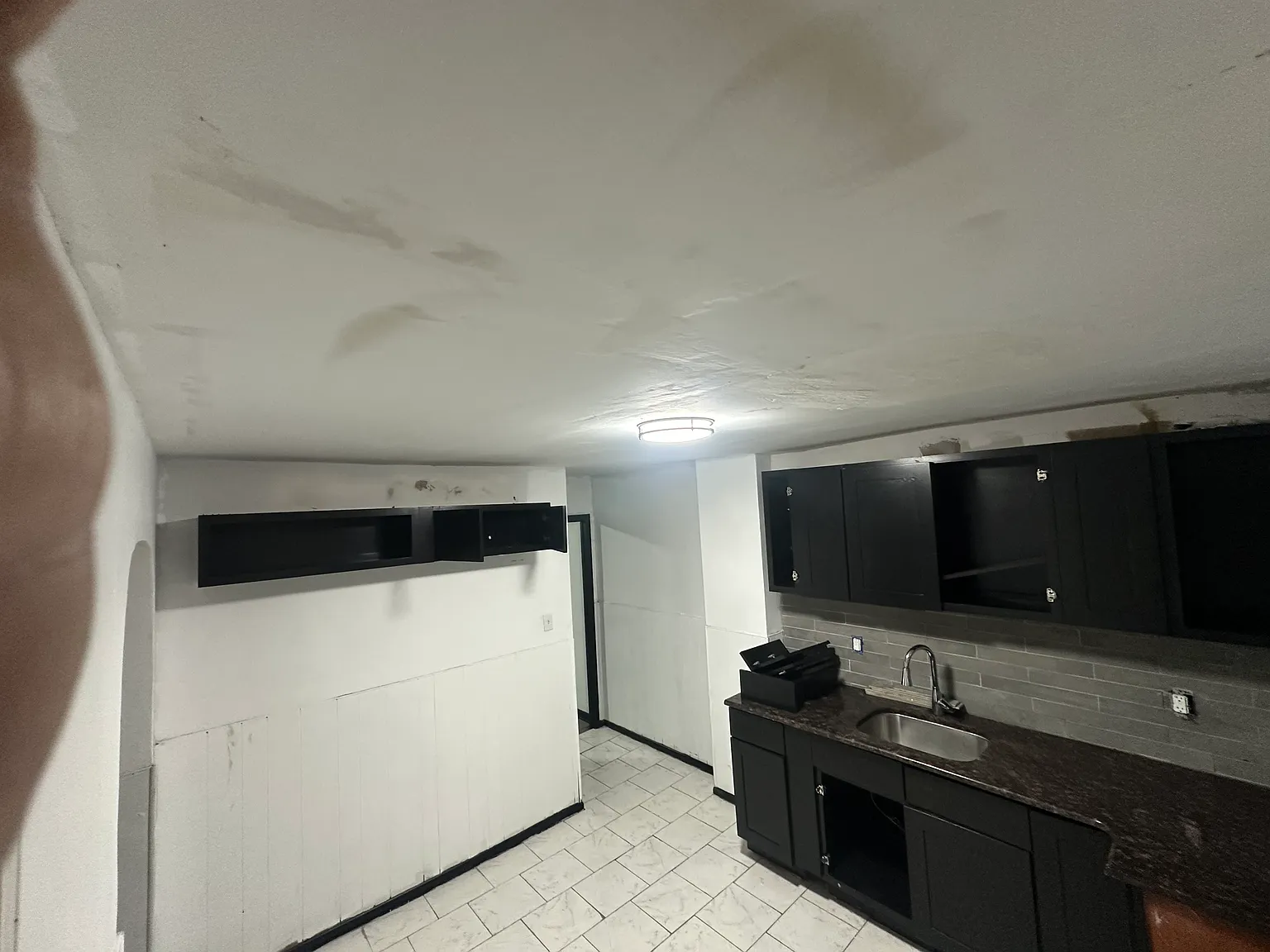 3 bed, $900 — Photo 2