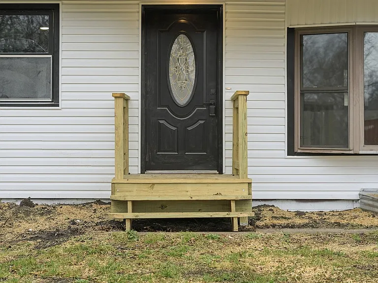 149 Washington St — Photo 4