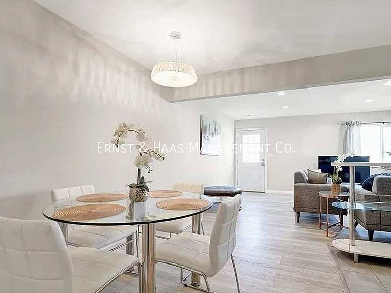 17071 Oak Ln #C — Photo 8