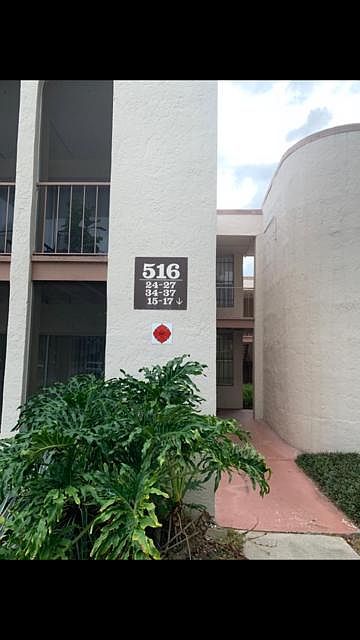1st image of 516 Orange Dr APT 17