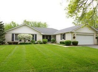 142 Dickinson Dr, Wheaton, IL