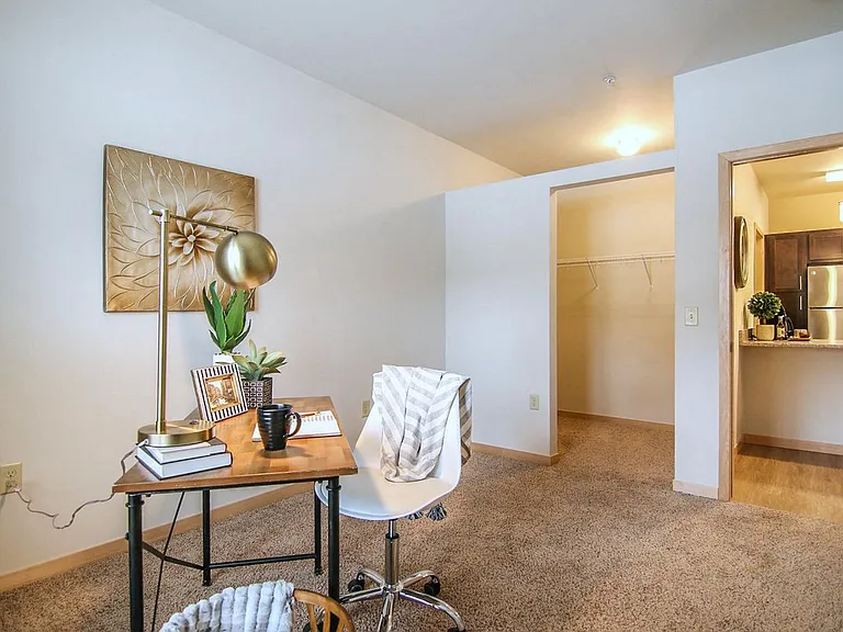 Zander Place — Photo 11