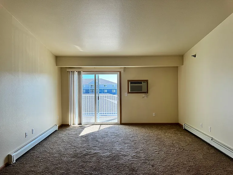 West Lake III Apartments — Photo 234