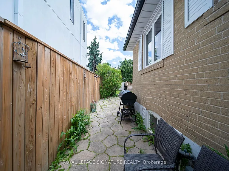 313 Patricia Ave #MAIN — Photo 32