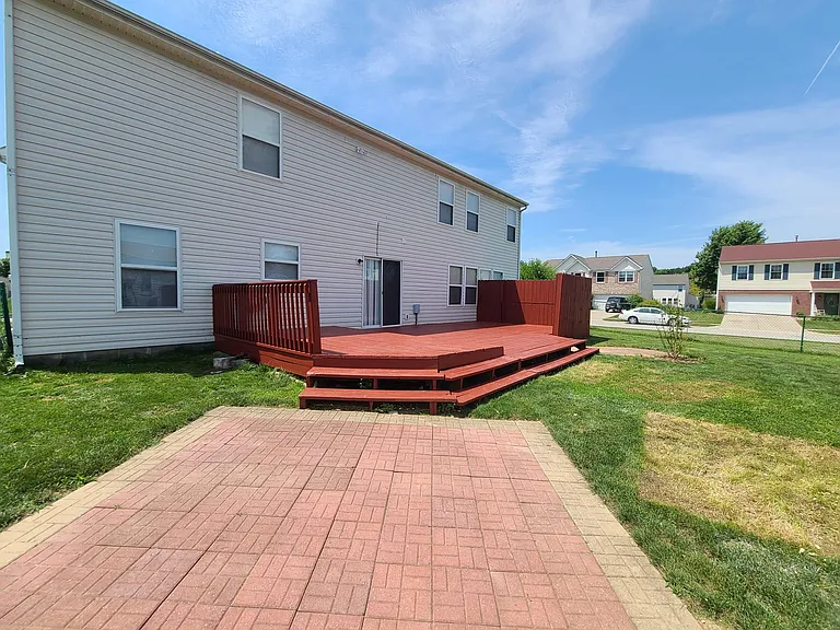 6814 Flick Dr — Photo 2