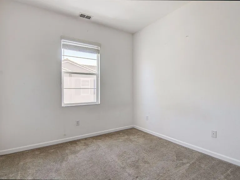 8464 Crystal Walk Cir — Photo 12