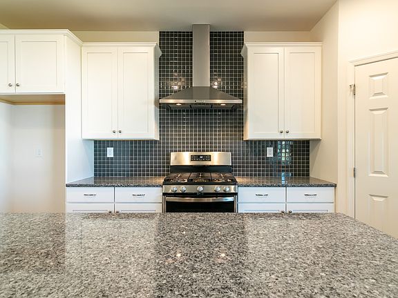 Folino Cottage Kitchen
