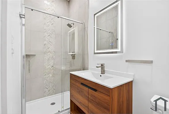 1724 Dickinson St #A — Photo 12