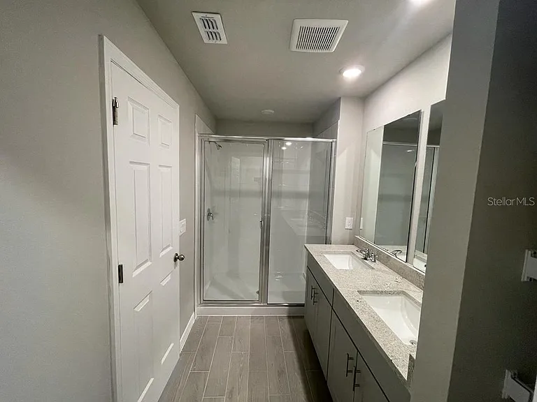 513 Legacy Loop — Photo 18