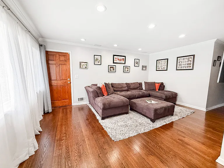 361 Patricia Ct #1 — Photo 3