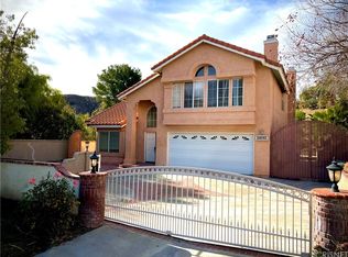 28741 Shadow Valley Ln, Saugus, CA 91390