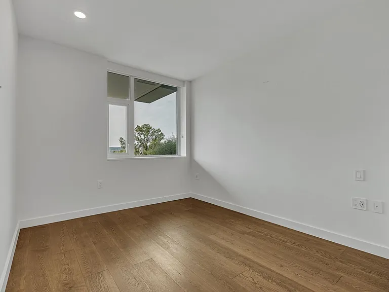 1365 Davie St #805 — Photo 8