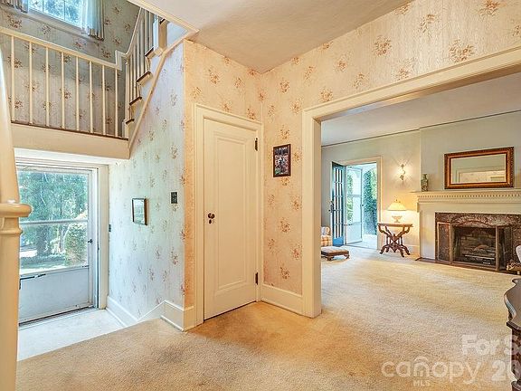 3rd image of 88 Bear Creek Rd