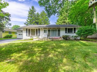 3 Ingram Dr, Rochester, NY 14624