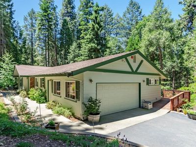 2860 Shady Ln, Pollock Pines, CA, 95726