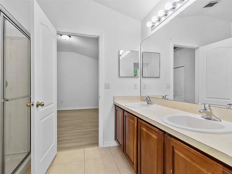 3520 San Jacinto Cir — Photo 14