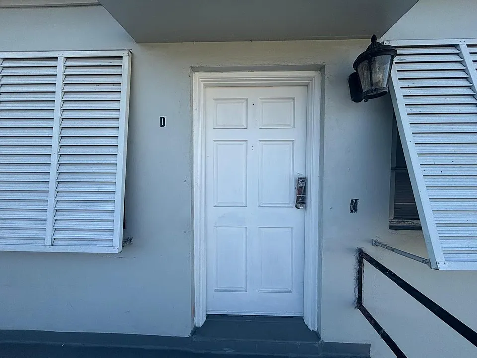 71 Esplanade Dr #71D