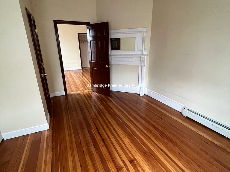 Tremont St — Photo 14