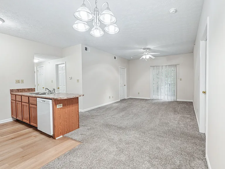 Orchard Hills Apartments — Photo 24
