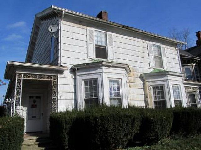 1st image of 406 W Main St