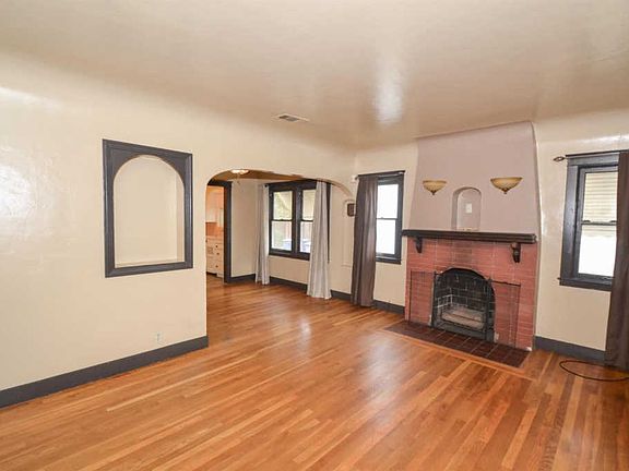 3rd image of 4661 E Madison Ave
