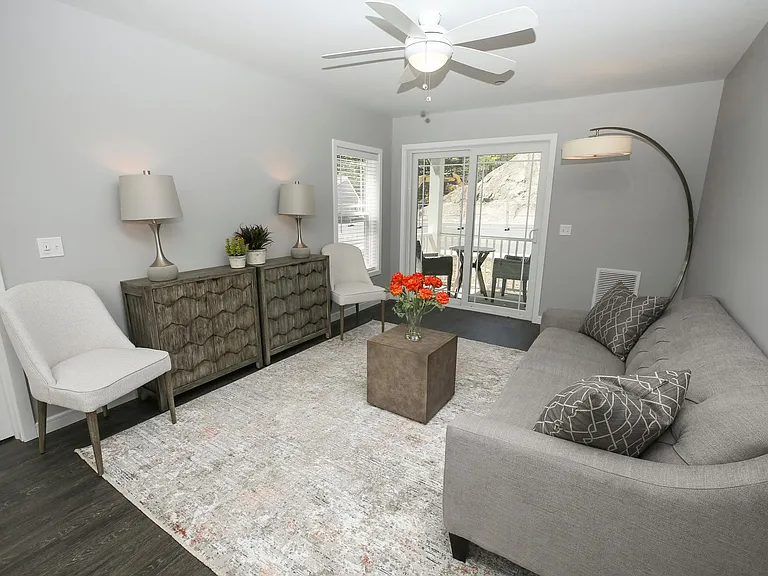 Westledge Apartments — Photo 28