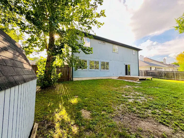 20805 Jumpers Delight Ln — Photo 35