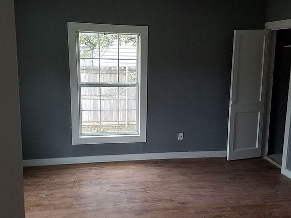 4th image of 542 Kirkwood St