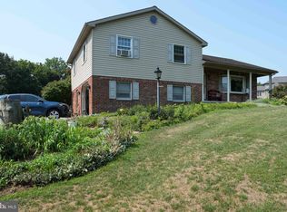 5676 Strasburg Rd, Gap, PA 17527