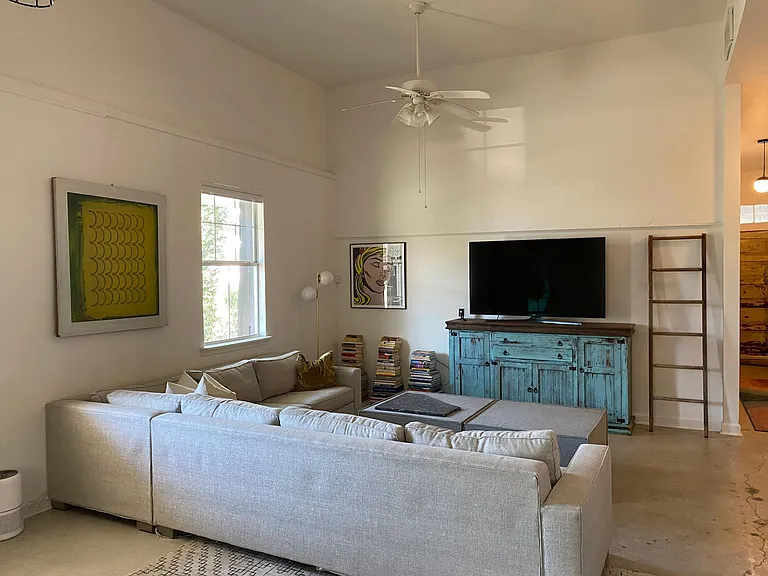 2239 Ursulines Ave — Photo 5