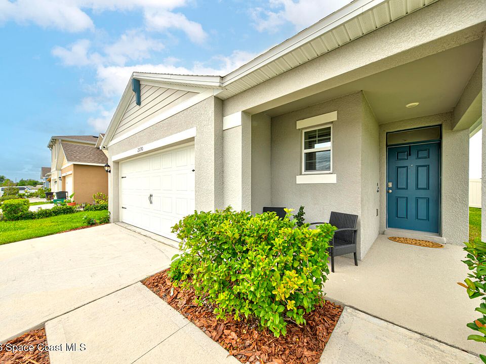 2nd image of 2090 Apalachicola Ln
