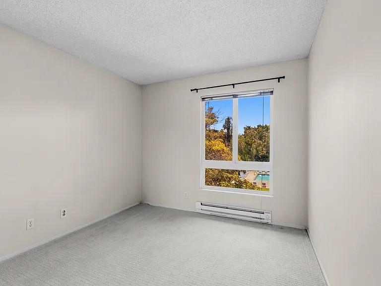 847 N Humboldt St #309 — Photo 14