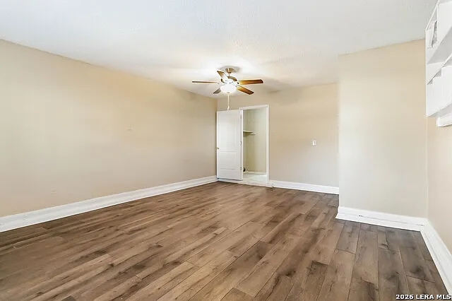4102 Mystic Sunrise Dr — Photo 17