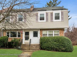 95 Primrose Ln, Brick, NJ 08724